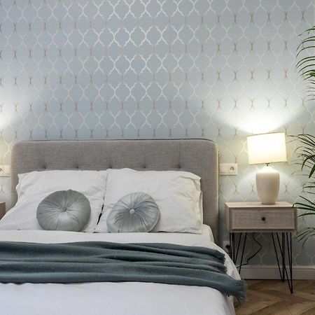 Apartment Nearto Old Town Kraszewskiego Street Cracovia Esterno foto