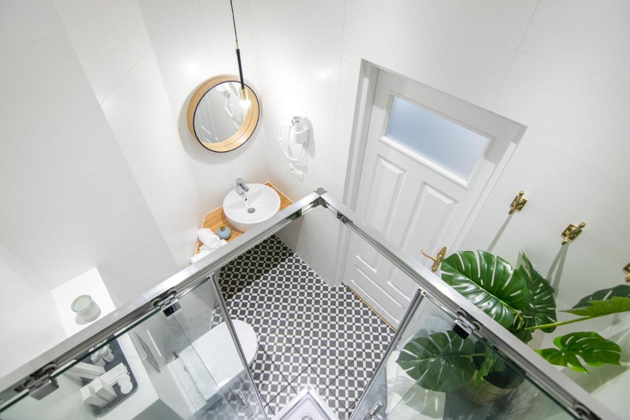 Apartment Nearto Old Town Kraszewskiego Street Cracovia Esterno foto